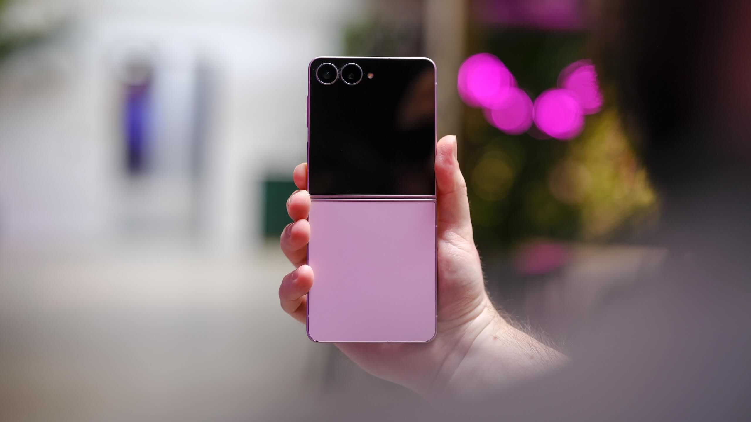 Samsung Galaxy Flip 8
