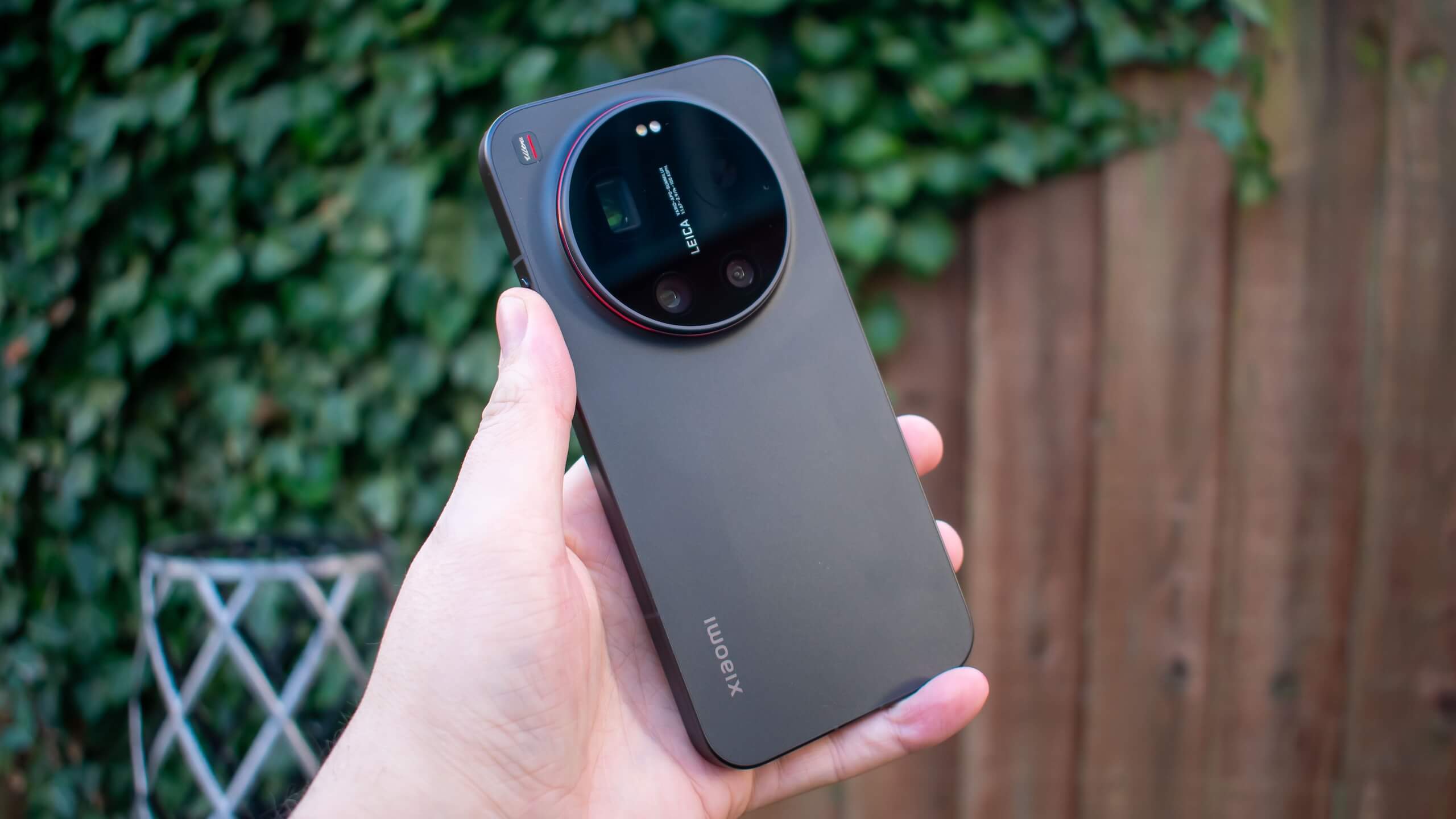 Смартфоны Xiaomi начали получать Android 17