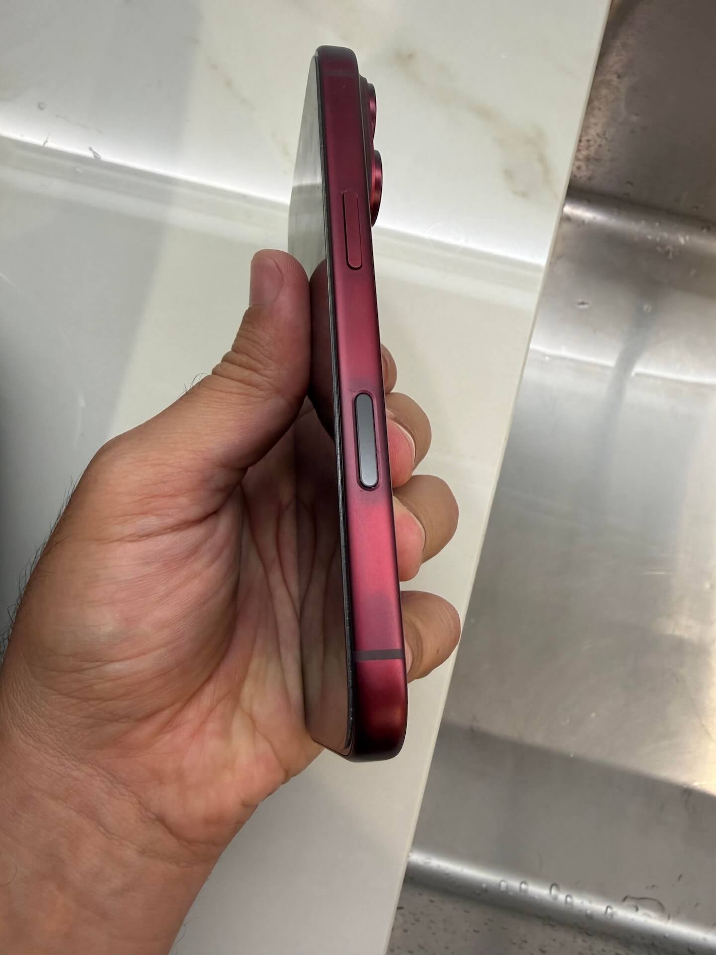 iPhone 18 Pro red iPhone 18 Pro red