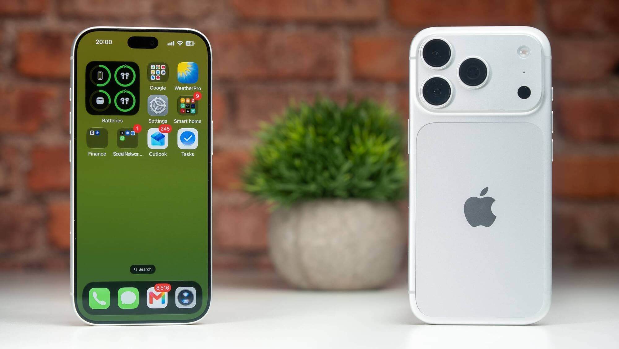 iPhone 18 Pro Silver
