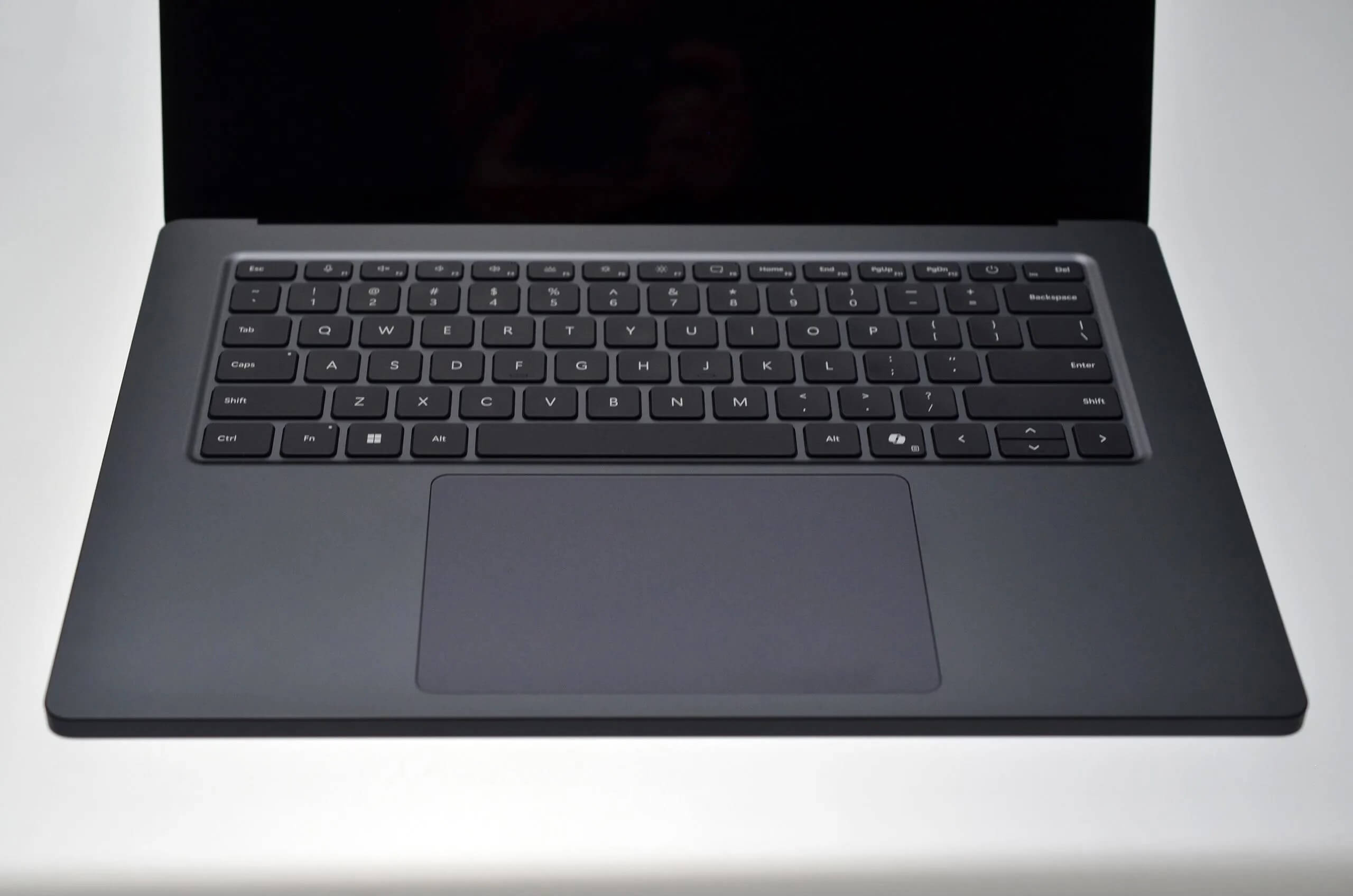 Surface Laptop Ultra