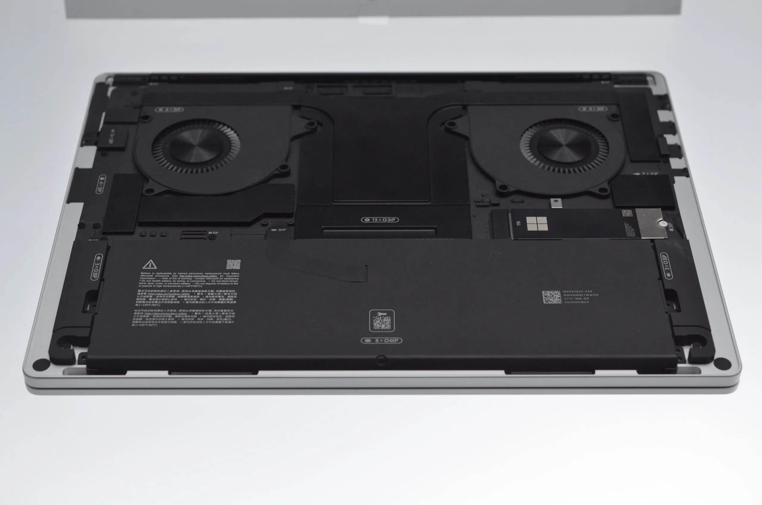 Surface Laptop Ultra